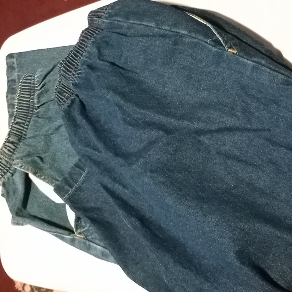 Cabin Creek women's jeans capris, size 14 - lot of 2